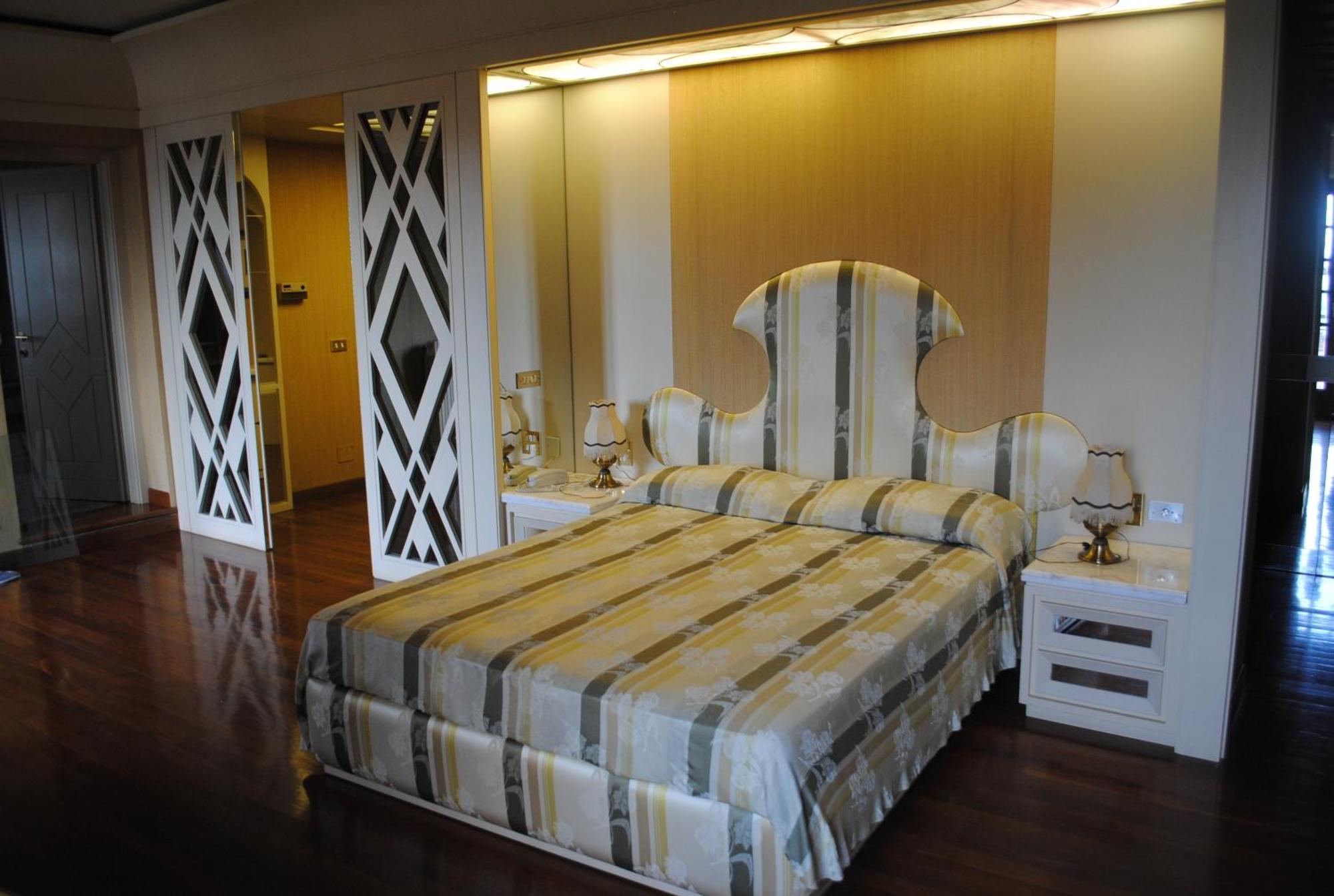 Hotel Locanda San Giacomo Agliano Terme Room photo
