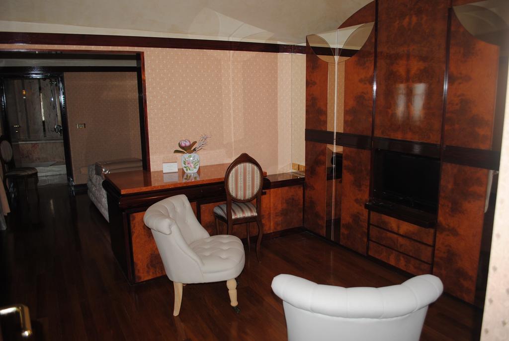 Hotel Locanda San Giacomo Agliano Terme Exterior photo