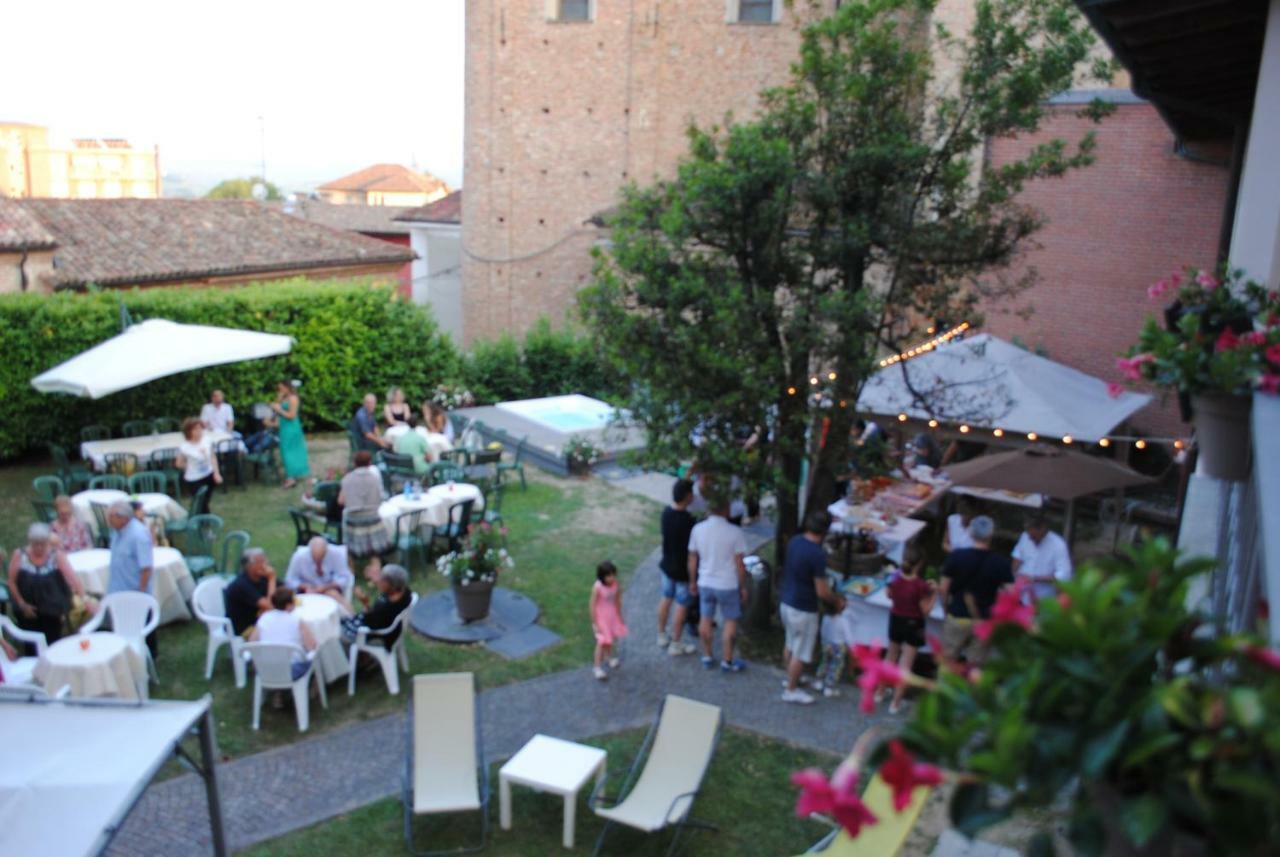 Hotel Locanda San Giacomo Agliano Terme Exterior photo